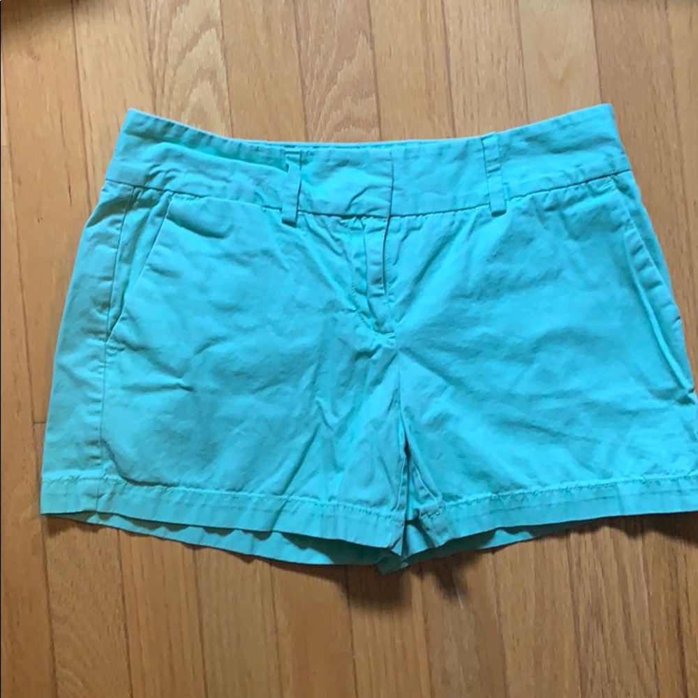 LOFT Chino Short Green size 2